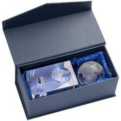 Glasblock mit abnehmbarer Weltkugel